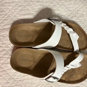 Aeropostale White and Brown Sandals with Contoured Footbed